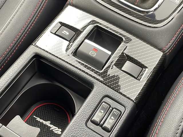 スバル ＷＲＸ Ｓ４ 2．0GT‐S アイサイト 栃木県 2016(平28)年 6.1万km アイスシルバーメタリック ４ＷＤ/ＳＴＩリップ/ブラックレザーシート/メモリナビフルセグＴＶ/バックカメラ/ＥＴＣ/ドライブレコーダー/純正18インチアルミ/クルーズコントロール/プッシュスタート/車高調/社外4本出しマフラー/純正マフラー積込/シートヒーター/保証書・取説