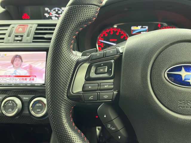 スバル ＷＲＸ Ｓ４ 2．0GT‐S アイサイト 栃木県 2016(平28)年 6.1万km アイスシルバーメタリック ４ＷＤ/ＳＴＩリップ/ブラックレザーシート/メモリナビフルセグＴＶ/バックカメラ/ＥＴＣ/ドライブレコーダー/純正18インチアルミ/クルーズコントロール/プッシュスタート/車高調/社外4本出しマフラー/純正マフラー積込/シートヒーター/保証書・取説