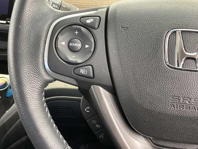 ホンダ フリード ハイブリット クロスター 栃木県 2022(令4)年 2.5万km プレミアムクリスタルレッドM ワンオーナー/純正9インチプレミアムインターナビ/（CD/DVD/フルセグTV/Bluetooth/USB/SD/iPod）/バックカメラ/ホンダセンシング/ビルトインETC/純正前後ドライブレコーダー/両側パワースライドドア/ハーフレザーシート/前席シートヒーター/禁煙車/ルーフレール/オートライト/LEDヘッドライト/横滑り防止装置/スマートキー/プッシュスタート/ステアリングスイッチ/革巻きステアリング/ウィンカーミラー/純正15インチアルミホイール/純正フロアマット