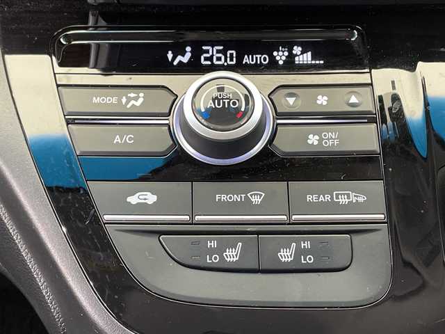 ホンダ フリード ハイブリット クロスター 栃木県 2022(令4)年 2.5万km プレミアムクリスタルレッドM ワンオーナー/純正9インチプレミアムインターナビ/（CD/DVD/フルセグTV/Bluetooth/USB/SD/iPod）/バックカメラ/ホンダセンシング/ビルトインETC/純正前後ドライブレコーダー/両側パワースライドドア/ハーフレザーシート/前席シートヒーター/禁煙車/ルーフレール/オートライト/LEDヘッドライト/横滑り防止装置/スマートキー/プッシュスタート/ステアリングスイッチ/革巻きステアリング/ウィンカーミラー/純正15インチアルミホイール/純正フロアマット