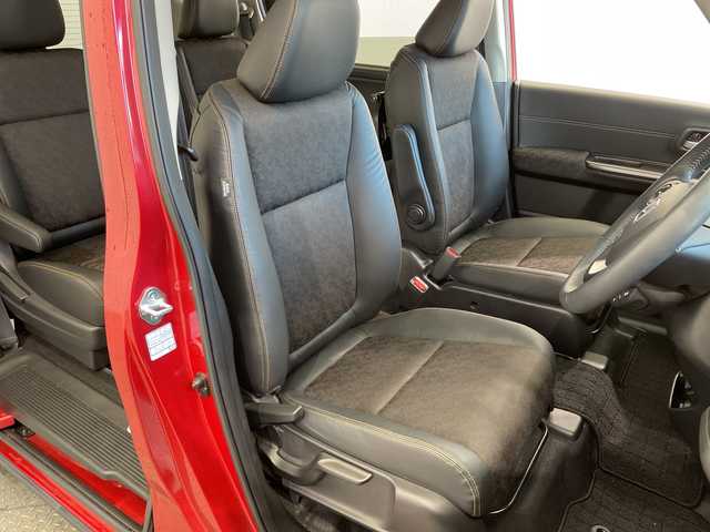 ホンダ フリード ハイブリット クロスター 栃木県 2022(令4)年 2.5万km プレミアムクリスタルレッドM ワンオーナー/純正9インチプレミアムインターナビ/（CD/DVD/フルセグTV/Bluetooth/USB/SD/iPod）/バックカメラ/ホンダセンシング/ビルトインETC/純正前後ドライブレコーダー/両側パワースライドドア/ハーフレザーシート/前席シートヒーター/禁煙車/ルーフレール/オートライト/LEDヘッドライト/横滑り防止装置/スマートキー/プッシュスタート/ステアリングスイッチ/革巻きステアリング/ウィンカーミラー/純正15インチアルミホイール/純正フロアマット