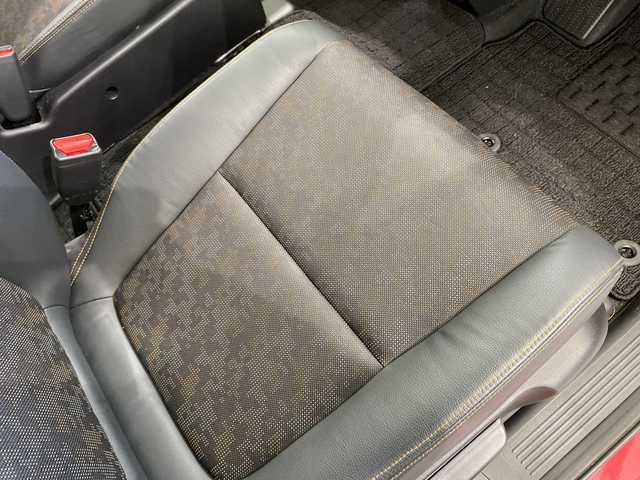 ホンダ フリード ハイブリット クロスター 栃木県 2022(令4)年 2.5万km プレミアムクリスタルレッドM ワンオーナー/純正9インチプレミアムインターナビ/（CD/DVD/フルセグTV/Bluetooth/USB/SD/iPod）/バックカメラ/ホンダセンシング/ビルトインETC/純正前後ドライブレコーダー/両側パワースライドドア/ハーフレザーシート/前席シートヒーター/禁煙車/ルーフレール/オートライト/LEDヘッドライト/横滑り防止装置/スマートキー/プッシュスタート/ステアリングスイッチ/革巻きステアリング/ウィンカーミラー/純正15インチアルミホイール/純正フロアマット