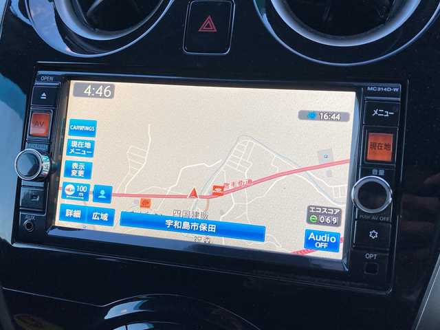 日産 ノート XVセレ +セーフ 愛媛県 2015(平27)年 8万km グレイッシュブルー 純正ナビ（MC314D-W)/・CD/DVD/ワンセグTV/MSV/Bluetooth/ETC/スマートキー/衝突軽減ブレーキ/車線逸脱警報/アイドリングストップ/ISOFIX/電動格納ミラー/・ウィンカーミラー/ドアバイザー/フロアマット