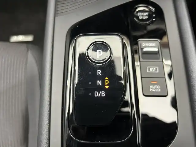 日産 ノート X 鹿児島県 2023(令5)年 1.1万km オーロラフレアブルーパール 禁煙車　/純正ナビ　/フルセグＴＶ/全方位カメラ　/Ｂｌｕｅｔｏｏｔｈ　/プロパイロット　/インテリジェントエマージェンシーブレーキ　/前後ドラレコ　/レーンキープアシスト　/ブラインドスポットモニター　/デジタルインナーミラー/LEDヘッドライト/カーテンエアバッグ//保証書/取説/純正ラバーマット