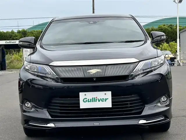 トヨタ ハリアー プレミアム アドバンスドP 岡山県 2015(平27)年 5.5万km スパークリングブラックパールクリスタルシャイン 純正ナビ　/全方位カメラ　/JBLサウンド　/衝突軽減　/クルーズコントロール　/シートヒーター　/レーンキープアシスト　/横滑り防止装置　/カーテンエアバック　/Bluetooth　/ETC　/電動リアゲート　/MTモード/ワイヤレス充電