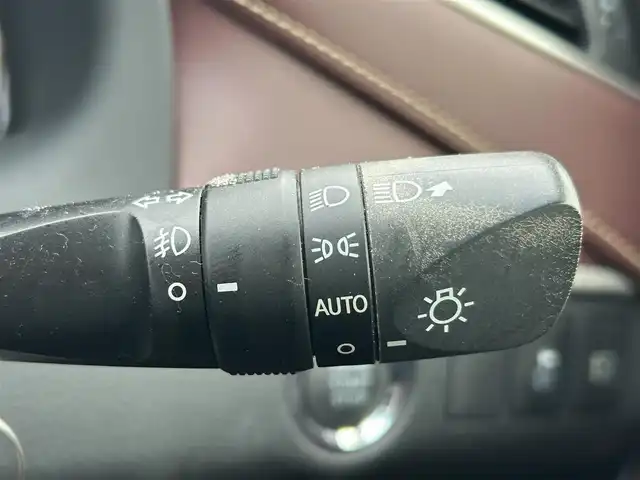 トヨタ ハリアー プレミアム アドバンスドP 岡山県 2015(平27)年 5.5万km スパークリングブラックパールクリスタルシャイン 純正ナビ　/全方位カメラ　/JBLサウンド　/衝突軽減　/クルーズコントロール　/シートヒーター　/レーンキープアシスト　/横滑り防止装置　/カーテンエアバック　/Bluetooth　/ETC　/電動リアゲート　/MTモード/ワイヤレス充電