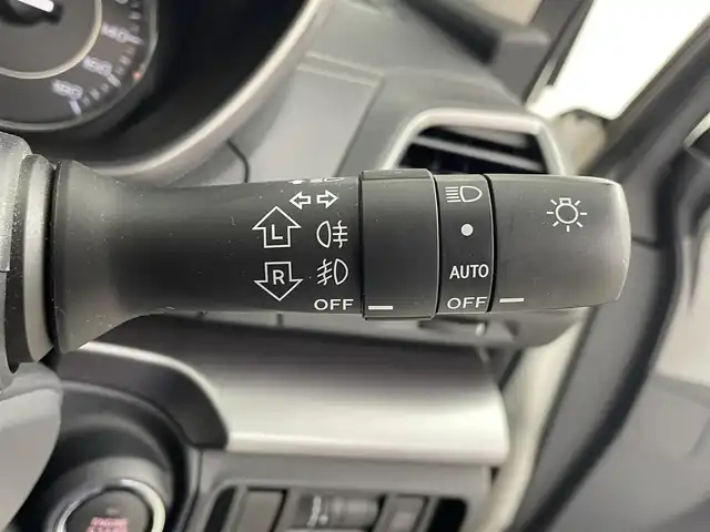 スバル インプレッサ スポーツ 2．0i－L アイサイト 道央・札幌 2019(令1)年 4.4万km クリスタルホワイトP ・４WD/・寒冷地仕様/・純正メモリナビ/・CD/DVD/SD/BT/フルセグ/・バックカメラ/サイドカメラ/・ドライブレコーダー/・アイサイト/・レーンキープアシスト/・アダプティブクルーズコントロール/・コーナーセンサー/・横滑り防止装置/・ブラインドスポットモニター/・アイドリングストップ/・パドルシフト/・LEDヘッドライト/・オートライト/・純正16インチAW/・社外フロアマット/・プッシュスタート/・スマートキー/・保証書/・取扱説明書