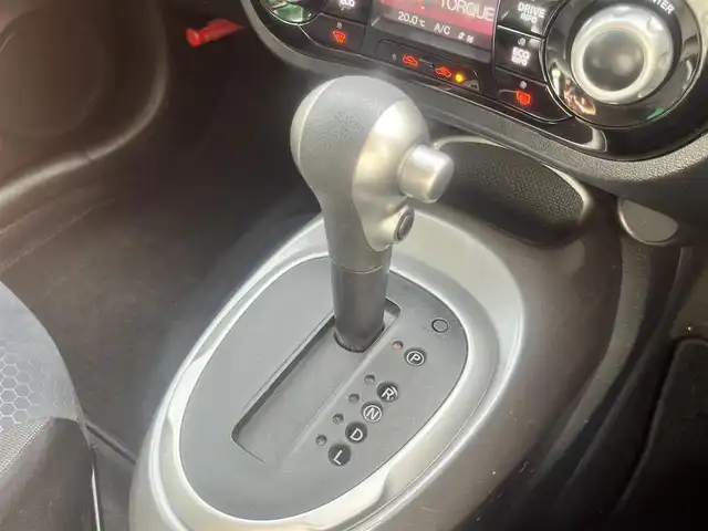 日産 ジューク 15RX Vセレクション 島根県 2016(平28)年 14.9万km アズライトブルー 純正メモリナビ　/Bluetooth/地デジ　/ＤＶＤ再生　　/前後ドライブレコーダー/ＥＴＣ　/ＡＢＳ　/衝突軽減ブレーキ　/レーンアシスト　/横滑り防止装置　/スマートキー　/プッシュスタート　/純正１７インチアルミホイール/純正フロアマット