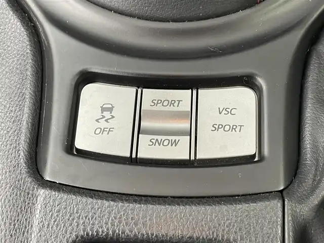 トヨタ ８６ GT リミテッド 福岡県 2012(平24)年 13.9万km クリスタルブラックシリカ モデリスタエアロ　/純正ナビ（フルセグＴＶ）　/バックカメラ　/ＥＴＣ　/パドルシフト　/ＭＴモード付　/シートヒーター　/ハーフレザーシート　/革巻きステアリング　/社外リアウィング　/純正１７インチＡＷ　/ＬＥＤライト