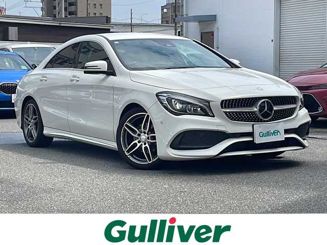 メルセデス・ベンツ ＣＬＡ１８０ スポーツ 福岡県 2017(平29)年 9.5万km カルサイトホワイト ワンオーナー/純正ナビ（Bluetooth）/フルセグTV（DVD・CD再生機能あり）/コーナーセンサー（前後）/社外カメラ（バック）/シートヒーター/パワーシート/パワーウィンドウ（全席）/パドルシフト/純正フロアマット/純正アルミホイール/ABS/横滑り防止装置/盗難防止装置/スペアキー/スマートキー/LEDオートライト/エアバッグ（運転席・助手席・サイド）/MTモード付AT/取扱説明書/保証書