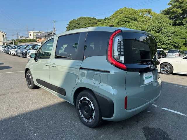トヨタ シエンタ ハイブリッド Z 大阪府 2024(令6)年 0.3万km アーバンカーキ ワンオーナー/純正10.5型ディスプレイオーディオ/ナビ/Miracast/フルセグ/Bluetooth/アラウンドビューモニター/ブラインドスポットモニター/トヨタセーフティセンス/両側パワースライドドア/LEDヘッドライト/ETC2.0/プッシュスタート/スマートキー×2