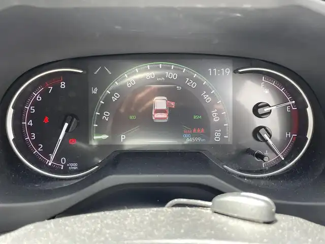 トヨタ ＲＡＶ４ G 滋賀県 2020(令2)年 4.5万km プレシャスホワイトパール 禁煙車/純正9型SDナビ/・CD/DVD/Blutooth/SD/フルセグ/パワーシート/シートヒーター/ステアリングヒーター/電動リアゲート/LEDヘッドライト/前後ドライブレコーダー/ビルトインETC/バックカメラ/BSM/追従付クルーズコントロール/オートブレーキホールド/オートマチックハイビーム/レーンキープアシスト/衝突軽減ブレーキ/横滑り防止