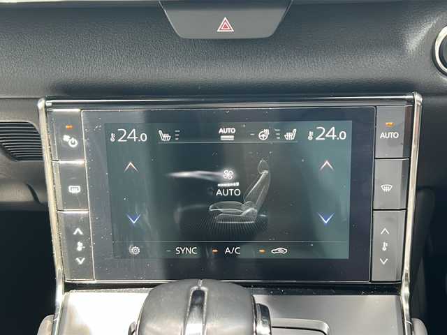 マツダ ＭＸ－３０ モダンコンフィデンス 京都府 2020(令2)年 4.4万km セラミックメタリック ベーシック モダンコンフィデンスパッケージ　マツダコネクトナビ　全方位カメラ　電動シート　シートヒーター　クルーズコントロール　前後ドライブレコーダー　LEDライト　コーナーセンサー