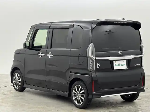 ホンダ Ｎ ＢＯＸ カスタム L 福岡県 2022(令4)年 3.2万km クリスタルブラックパール 社外ナビ／フルセグＴＶ　/バックカメラ　/アダプティブクルコン　/ＥＴＣ　/コーナーセンサー　/衝突被害軽減ブレーキ　/レーンキープ　/両側電動スライドドア　/シートヒーター　/純正１４インチＡＷ　/ＬＥＤヘッドライト