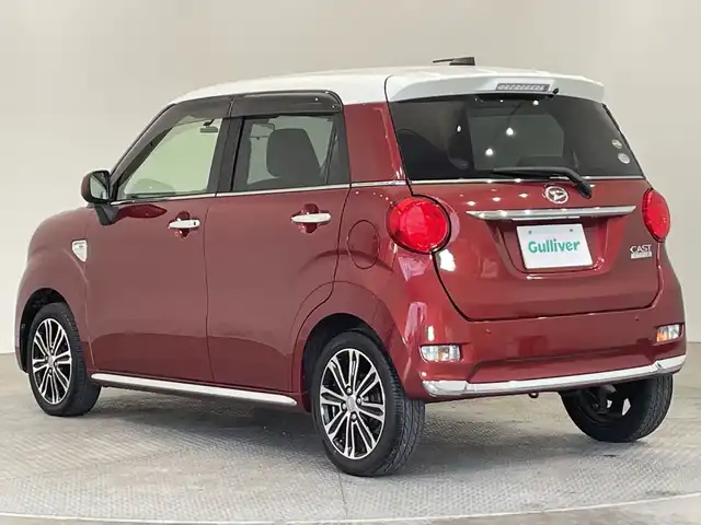 ダイハツ キャスト スタイル G SAⅢ 栃木県 2017(平29)年 4.3万km ファイアークォーツレッドM 純正メモリナビ/（CD/DVD/フルセグTV/Bluetooth/SD）/コーナーセンサー/前方ドライブレコーダー/禁煙車/オートライト/LEDヘッドライト/横滑り防止装置/スマートキー/プッシュスタート/アイドリングストップ/純正15インチアルミホイール/純正フロアマット