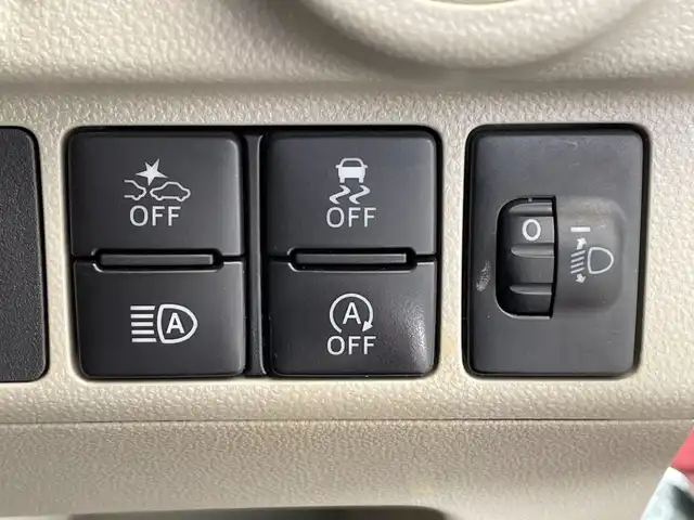 ダイハツ キャスト スタイル G SAⅢ 栃木県 2017(平29)年 4.3万km ファイアークォーツレッドM 純正メモリナビ/（CD/DVD/フルセグTV/Bluetooth/SD）/コーナーセンサー/前方ドライブレコーダー/禁煙車/オートライト/LEDヘッドライト/横滑り防止装置/スマートキー/プッシュスタート/アイドリングストップ/純正15インチアルミホイール/純正フロアマット