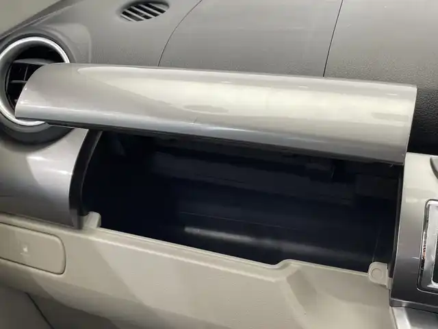 ダイハツ キャスト スタイル G SAⅢ 栃木県 2017(平29)年 4.3万km ファイアークォーツレッドM 純正メモリナビ/（CD/DVD/フルセグTV/Bluetooth/SD）/コーナーセンサー/前方ドライブレコーダー/禁煙車/オートライト/LEDヘッドライト/横滑り防止装置/スマートキー/プッシュスタート/アイドリングストップ/純正15インチアルミホイール/純正フロアマット