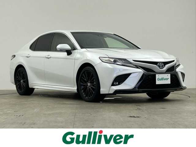 トヨタ カムリ WS ブラックエディション 千葉県 2020(令2)年 7.6万km プラチナホワイトパールマイカ セーフティセンス/・プリクラッシュセーフティシステム/・レーンディパーチャーアラート/・オートマチックハイビーム/・レーダークルーズコントロール/ブラインドスポットモニター/JBLプレミアムサウンドシステム/純正8型ディスプレイオーディオ/・コネクトナビ/・Bluetooth接続/・Miracast/・バックカメラ/レザーシート/・前席シートヒーター/・前席パワーシート/純正18インチブラック塗装ホイール/AC100Vコンセント/LEDヘッドライト/フォグランプ/ビルトインETC2.0/スマートキー