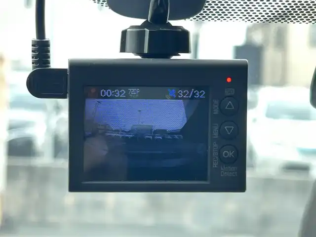 トヨタ アクア G G’s 兵庫県 2016(平28)年 6.4万km ライムホワイトパールクリスタルシャイン