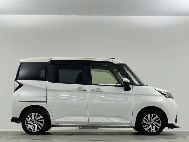 トヨタ タンク カスタムG S 埼玉県 2017(平29)年 2.7万km パールホワイトⅢ 純正９インチナビ　Ｂｌｕｅｔｏｏｔｈ　バックカメラ　両側パワースライドドア　クルーズコントロール　純正ＬＥＤヘッドライト　スマートキー　アイドリングストップ　衝突軽減システム純正ホイール　ＥＴＣ
