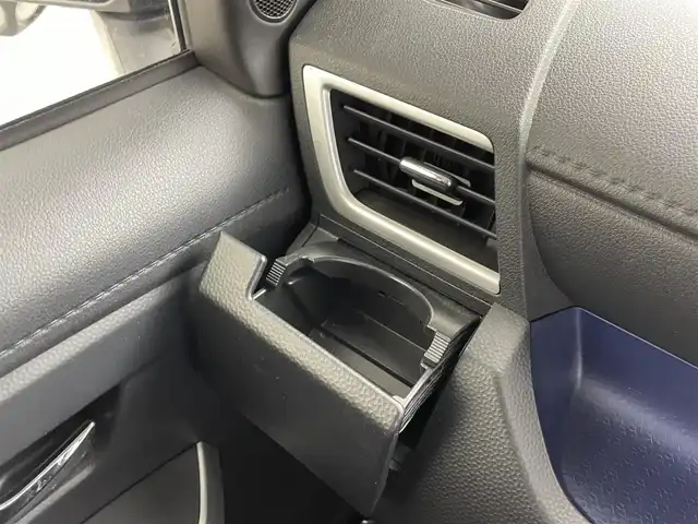 トヨタ タンク カスタムG S 埼玉県 2017(平29)年 2.7万km パールホワイトⅢ 純正９インチナビ　Ｂｌｕｅｔｏｏｔｈ　バックカメラ　両側パワースライドドア　クルーズコントロール　純正ＬＥＤヘッドライト　スマートキー　アイドリングストップ　衝突軽減システム純正ホイール　ＥＴＣ