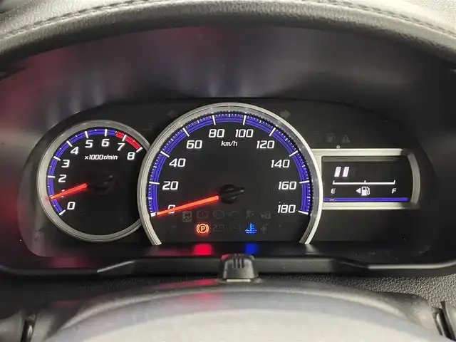 トヨタ タンク カスタムG S 埼玉県 2017(平29)年 2.7万km パールホワイトⅢ 純正９インチナビ　Ｂｌｕｅｔｏｏｔｈ　バックカメラ　両側パワースライドドア　クルーズコントロール　純正ＬＥＤヘッドライト　スマートキー　アイドリングストップ　衝突軽減システム純正ホイール　ＥＴＣ