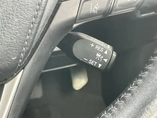 トヨタ ハリアー ハイブリッド プレミアム アドバンスドP 千葉県 2016(平28)年 6.4万km スパークリングブラックパールクリスタルシャイン サンルーフ/衝突軽減ブレーキ/全方位カメラ/純正８インチＳＤナビ/ＪＢＬ/フルセグＴＶ/Ｂｌｕｅｔｏｏｔｈ/ＥＴＣ/レーダークルーズコントロール/パワーバックドア/レザーシート/シートヒーター