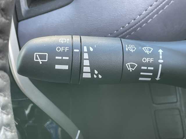 日産 セレナ e－パワー ハイウェイスター V 大阪府 2022(令4)年 2.8万km ブリリアントホワイトパール 社外11インチナビ　ALPINE製/・Bluetooth/HDMI/AppleCarPlay/AndroidAuto/主要装備/・プロパイロット/・エマージェンシーブレーキ/・全方位カメラ/・ブラインドスポットモニター/・横滑り防止装置/・オートホールド/・両側パワースライドドア/・デジタルインナーミラー/・LEDヘッドライト/・フォグランプ/・ステアリングリモコン/・純正フロアマット/・純正15インチAW/・ETC