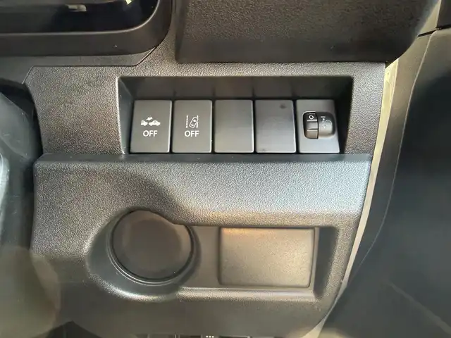 スズキ ジムニー XG 香川県 2019(平31)年 1万km スペリアホワイト ターボ/パートタイム4WD/CDデッキ/ダウンヒルアシストコントロール/LEDヘッドランプ/社外スピーカー/社外ウーハー/リモコンキー/スペアキー/ETC/背面タイヤ/純正フロアマット/フルフラットシート