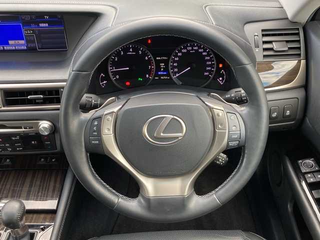 レクサス ＧＳ 250 Iパッケージ 愛媛県 2012(平24)年 9.7万km スターライトブラックガラスフレーク メーカーオプションナビ/・CD/DVD/フルセグTV/MSV/Bluetooth/バックカメラ/クルーズコントロール/パドルシフト/クリアランスソナー/オートブレーキホールド/黒革シート/・D/Nパワーシート/・Dメモリーシート/・D/Nシートヒーター/・D/Nエアーシート/ステアリングヒーター/リア電動サンシェード/ビルトインETC/HIDオートライト/純正アルミホイール