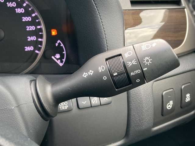 レクサス ＧＳ 250 Iパッケージ 愛媛県 2012(平24)年 9.7万km スターライトブラックガラスフレーク メーカーオプションナビ/・CD/DVD/フルセグTV/MSV/Bluetooth/バックカメラ/クルーズコントロール/パドルシフト/クリアランスソナー/オートブレーキホールド/黒革シート/・D/Nパワーシート/・Dメモリーシート/・D/Nシートヒーター/・D/Nエアーシート/ステアリングヒーター/リア電動サンシェード/ビルトインETC/HIDオートライト/純正アルミホイール