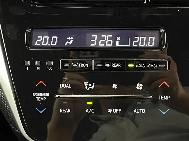 トヨタ エスティマ アエラス プレミアム 大阪府 2016(平28)年 2.6万km ブラック モデリスタエアロ/純正ナビ/(フルセグTV/BT/CD)/バックカメラ/フリップダウンモニター/両側パワースライドドア/ハーフレザーシート/横滑り防止装置/レーンアシスト/衝突被害軽減システム/ＬＥＤヘッドライト/オートライト/オートマチックハイビーム/１８インチ純正アルミホイール/１００Ｖ電源/ＭＴモード付きＡＴ