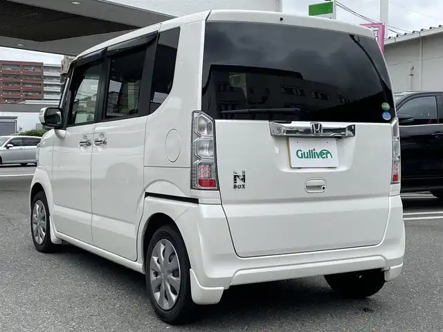 ホンダ Ｎ ＢＯＸ G ターボ SSパッケージ 福岡県 2016(平28)年 4.5万km プレミアムホワイトパールⅡ ワンオーナー/純正ディーラーナビ/（Bluetooth・ワンセグ・CD・DVD）/両側パワースライドドア/パドルシフト/クルーズコントロール/純正フロアマット/バックカメラ/ビルトインETC/プッシュスタート/ステアリングスイッチ/禁煙車/シートヒーター/ドアバイザー/保証書/取扱説明書/スペアキー
