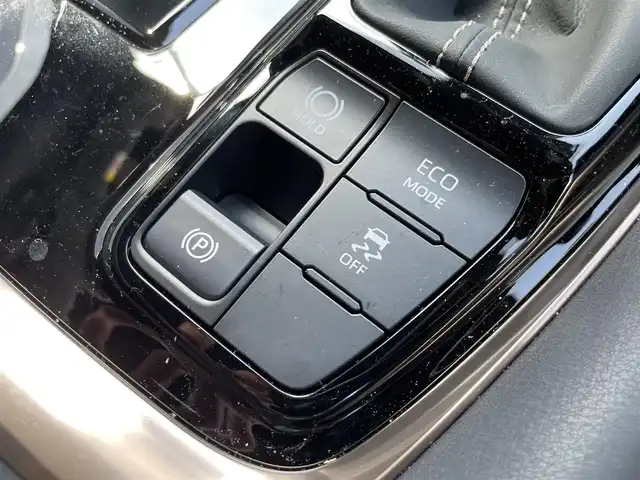 トヨタ アルファード Z 滋賀県 2024(令6)年 1.3万km プラチナホワイトパールマイカ 純正14インチナビ/【Bluetooth/USB/HDMI/Miracast/フルセグTV】/フリップダウンモニター/前後ドライブレコーダー/ETC2.0/パノラミックビューモニター/デジタルインナーミラー/ワイヤレス充電/トヨタセーフティセンス/・プリクラッシュセーフティ/・レーントレーシングアシスト/・レーンディパーチャーアラート/・レーダークルーズコントロール/・アダプティブハイビームシステム/・ロードサインアシスト/・ドライバー異常時対応システム/・プロアクティブドライビングアシスト/・発進遅れ告知機能/両側パワースライドドア/パワーバックドア/シートヒーター/パワーシート/ベンチレーション/ハンドルヒーター