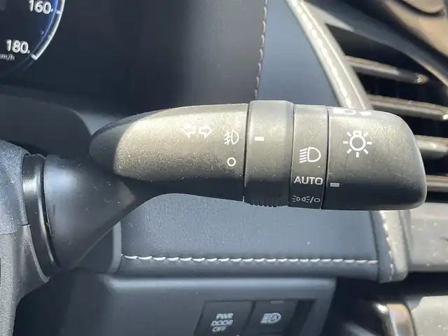 トヨタ アルファード Z 滋賀県 2024(令6)年 1.3万km プラチナホワイトパールマイカ 純正14インチナビ/【Bluetooth/USB/HDMI/Miracast/フルセグTV】/フリップダウンモニター/前後ドライブレコーダー/ETC2.0/パノラミックビューモニター/デジタルインナーミラー/ワイヤレス充電/トヨタセーフティセンス/・プリクラッシュセーフティ/・レーントレーシングアシスト/・レーンディパーチャーアラート/・レーダークルーズコントロール/・アダプティブハイビームシステム/・ロードサインアシスト/・ドライバー異常時対応システム/・プロアクティブドライビングアシスト/・発進遅れ告知機能/両側パワースライドドア/パワーバックドア/シートヒーター/パワーシート/ベンチレーション/ハンドルヒーター