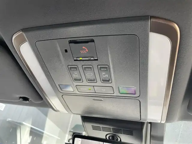 トヨタ アルファード Z 滋賀県 2024(令6)年 1.3万km プラチナホワイトパールマイカ 純正14インチナビ/【Bluetooth/USB/HDMI/Miracast/フルセグTV】/フリップダウンモニター/前後ドライブレコーダー/ETC2.0/パノラミックビューモニター/デジタルインナーミラー/ワイヤレス充電/トヨタセーフティセンス/・プリクラッシュセーフティ/・レーントレーシングアシスト/・レーンディパーチャーアラート/・レーダークルーズコントロール/・アダプティブハイビームシステム/・ロードサインアシスト/・ドライバー異常時対応システム/・プロアクティブドライビングアシスト/・発進遅れ告知機能/両側パワースライドドア/パワーバックドア/シートヒーター/パワーシート/ベンチレーション/ハンドルヒーター