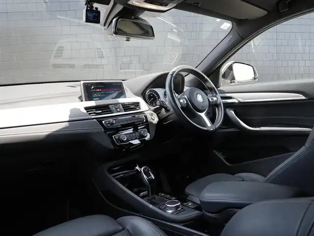 ＢＭＷ Ｘ２ xDrive20i MスポーツX 静岡県 2019(令1)年 2.1万km アルピンホワイトⅢ インテリジェントセーフティ /衝突軽減ブレーキ車線逸脱警告/アドバンスドアクティブセーフティ/アクティブクルーズコントロール/ヘッドアップディスプレイ/パノラマサンルーフ /ブラックレザーシート シートヒーター /前席パワーシート運転席メモリー機能/IDriveHDDナビBluetooth/バックカメラ/コンフォートアクセス/ミラー一体型DSRCERTC/リヤガラスフィルム施工/ドライブレコーダー