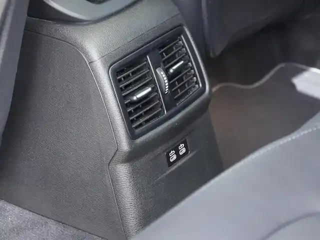 ＢＭＷ Ｘ２ xDrive20i MスポーツX 静岡県 2019(令1)年 2.1万km アルピンホワイトⅢ インテリジェントセーフティ /衝突軽減ブレーキ車線逸脱警告/アドバンスドアクティブセーフティ/アクティブクルーズコントロール/ヘッドアップディスプレイ/パノラマサンルーフ /ブラックレザーシート シートヒーター /前席パワーシート運転席メモリー機能/IDriveHDDナビBluetooth/バックカメラ/コンフォートアクセス/ミラー一体型DSRCERTC/リヤガラスフィルム施工/ドライブレコーダー