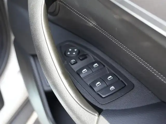 ＢＭＷ Ｘ２ xDrive20i MスポーツX 静岡県 2019(令1)年 2.1万km アルピンホワイトⅢ インテリジェントセーフティ /衝突軽減ブレーキ車線逸脱警告/アドバンスドアクティブセーフティ/アクティブクルーズコントロール/ヘッドアップディスプレイ/パノラマサンルーフ /ブラックレザーシート シートヒーター /前席パワーシート運転席メモリー機能/IDriveHDDナビBluetooth/バックカメラ/コンフォートアクセス/ミラー一体型DSRCERTC/リヤガラスフィルム施工/ドライブレコーダー