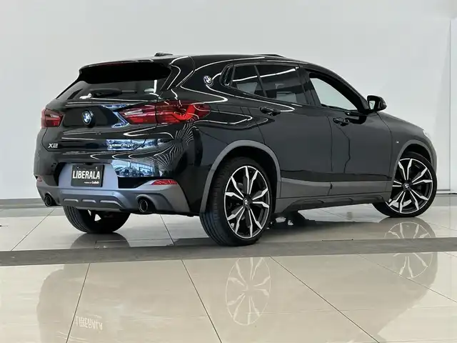 ＢＭＷ ＢＭＷ Ｘ２ xDrive 20d MスポーツX EDジョイ+ 岡山県 2021(令3)年 3.3万km サファイアブラックP パノラマガラスサンルーフ /ハイラインパッケージ/・タコザレザーシート/・前席パワーシート/コンフォートパッケージ/・電動リアゲート/・前席シートヒーター /アドバンスド・アクティブ・セーフティパッケージ/・HUD/・ACC/Mライトアロイ20インチAW/アンビエントライト/純正HDDナビ/（BT/USB）/バックカメラ/ミラー一体型ETC/コーナーセンサー/前後ドライブレコーダー/保証書/取扱説明書/スペアキー
