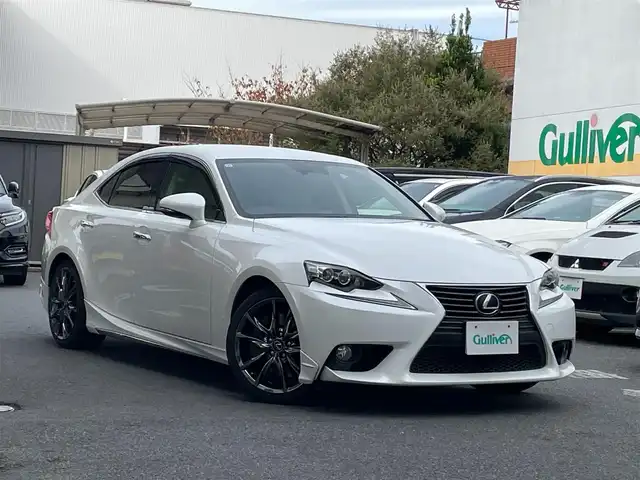 レクサス ＩＳ 350 バージョンL 富山県 2013(平25)年 8.7万km ホワイトパールクリスタルシャイン プリクラッシュセーフティシステム/純正SDナビ フルセグTV/CD DVD Blu-ray Bluetooth SD FMAM/バックカメラ/セミアニリン革シート/シートヒーター/エアシート/パワーシート（前席）/メモリーシート（D席）/レーダークルーズコントロール/革巻きステアリング/パドルシフト/ウィンカーミラー/ETC/スペアキー２個/（スマートキー カードキー）/保証書＆取扱説明書