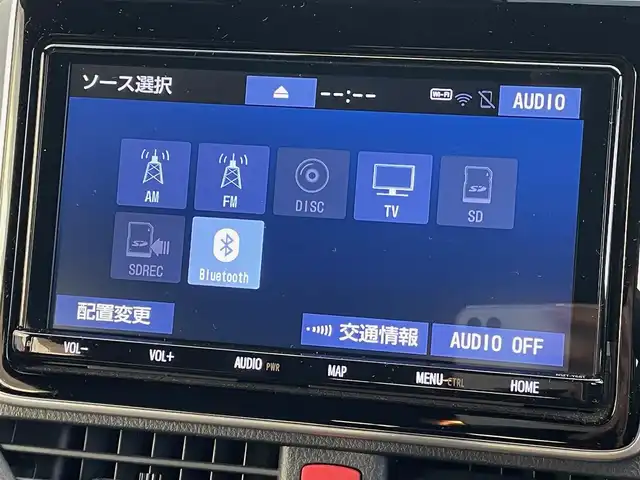 トヨタ ヴォクシー ZS 大阪府 2020(令2)年 3.4万km ホワイトパールクリスタルシャイン トヨタセーフティセンス/純正９インチナビ　/   フルセグTV/CD/DVD/Bluetooth　/バックモニター　　/パワースライドドア　/前後コーナーセンサー/前後ドライブレコーダー/オートマチックハイビーム/純正16インチアルミホイール/純正フロアマット/プッシュスタート　/スマートキー　/ビルトインＥＴＣ　/ＬＥＤヘッドライト