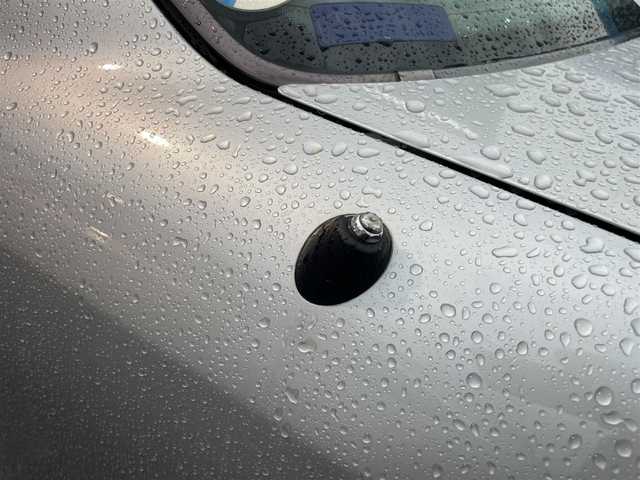 メルセデス・ベンツ Ｃ２３０ 新潟県 1997(平9)年 12.8万km シルバー ワンオーナー/純正ホイール夏タイヤ装着/スタッドレスタイヤ車載/運転席助手席電動シート/純正フロアマット/パワーウィンドウ