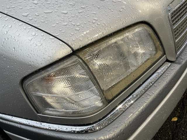 メルセデス・ベンツ Ｃ２３０ 新潟県 1997(平9)年 12.8万km シルバー ワンオーナー/純正ホイール夏タイヤ装着/スタッドレスタイヤ車載/運転席助手席電動シート/純正フロアマット/パワーウィンドウ