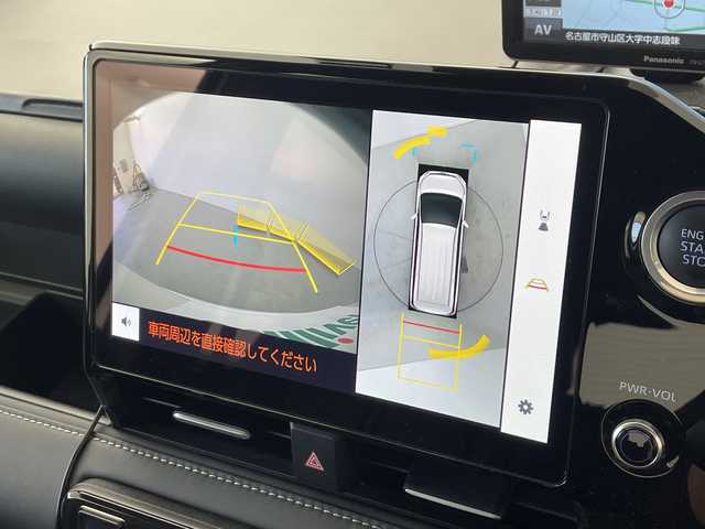 トヨタ ノア S－Z 愛知県 2023(令5)年 1.4万km ホワイトパールクリスタルシャイン 純正10.5インチナビ/パノラミックビューモニター（床下透過機能付）/ユニバーサルステップ/フルセグTV・HDMI・CD・DVD/Bluetooth・AM・FM・AppleCarPlay・AndroidAuto/トヨタチームメイト/アドバンストパーク/アドバンストドライブ/ETC2.0ビルトイン/前方ドライブレコーダー/両側パワースライドドア/BSM/トヨタセーフティセンス/FCTA・RCTA/レーンチェンジアシスト/緊急時操舵支援/プリクラッシュセーフティ/レーントレーシングアシスト/レーンディパーチャーアラート/レーダークルーズコントロール/オートハイビーム/ロードサインアシスト/ドライバー異常時対応システム/ドライバーモニター/パーキングサポートブレーキ/車両接近通報/ヒルスタートアシスト/横滑り防止/LEDヘッドライト/オートライト/フロントフォグランプ/ハーフレザーシート/運転席助手席シートヒーター/革巻きステアリング/ステアリングスイッチ/充電用USB端子/プッシュスタート/スマートキー/スペアキー/保証書・取扱説明書/マルチメディア説明書