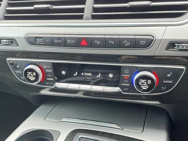 アウディ Ｑ７ 55TFSIクワトロアダプティブエアサスペンション 広島県 2019(平31)年 7.5万km パール パノラマサンルーフ/7シーターパッケージ/マトリクスLEDヘッドライト/黒革シート/パワーシート（運転席/助手席）/シートベンチレーション（運転席/助手席）/シートヒーター（運転席/助手席/2列目）/電動格納サードシート/パワーバックドア/全周囲カメラ/パーキングアシスト/アダプティブクルーズコントロール/衝突軽減ブレーキ/レーンキープアシスト/オートハイビーム/ブラインドスポットモニター/ETC2.0/純正ドライブレコーダー