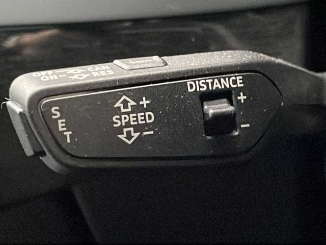 アウディ Ｑ７ 55TFSIクワトロアダプティブエアサスペンション 広島県 2019(平31)年 7.5万km パール パノラマサンルーフ/7シーターパッケージ/マトリクスLEDヘッドライト/黒革シート/パワーシート（運転席/助手席）/シートベンチレーション（運転席/助手席）/シートヒーター（運転席/助手席/2列目）/電動格納サードシート/パワーバックドア/全周囲カメラ/パーキングアシスト/アダプティブクルーズコントロール/衝突軽減ブレーキ/レーンキープアシスト/オートハイビーム/ブラインドスポットモニター/ETC2.0/純正ドライブレコーダー