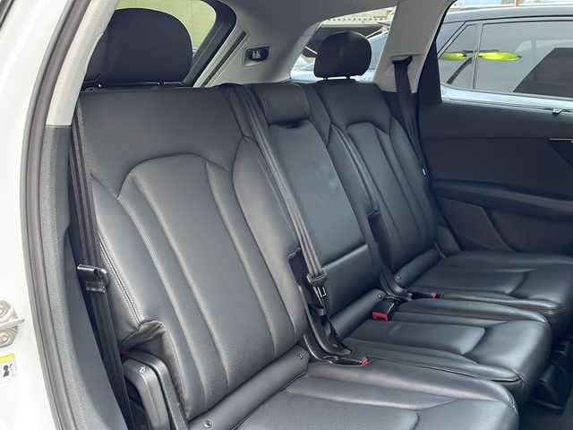 アウディ Ｑ７ 55TFSIクワトロアダプティブエアサスペンション 広島県 2019(平31)年 7.5万km パール パノラマサンルーフ/7シーターパッケージ/マトリクスLEDヘッドライト/黒革シート/パワーシート（運転席/助手席）/シートベンチレーション（運転席/助手席）/シートヒーター（運転席/助手席/2列目）/電動格納サードシート/パワーバックドア/全周囲カメラ/パーキングアシスト/アダプティブクルーズコントロール/衝突軽減ブレーキ/レーンキープアシスト/オートハイビーム/ブラインドスポットモニター/ETC2.0/純正ドライブレコーダー
