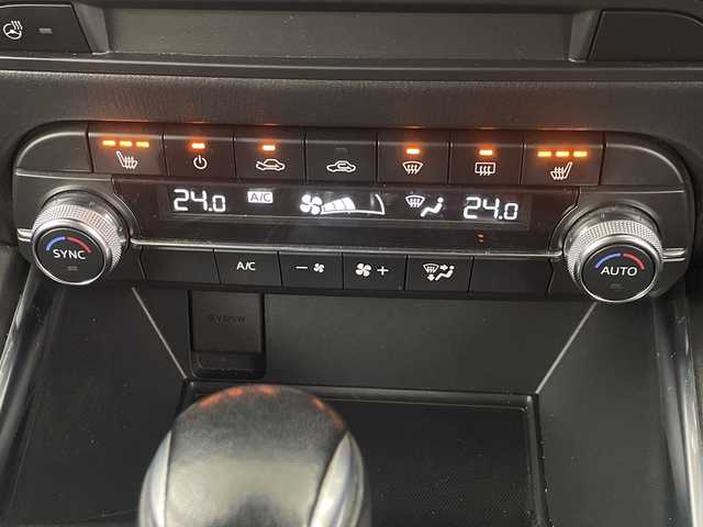 マツダ ＣＸ－５ 25S Lパッケージ 埼玉県 2019(平31)年 3.9万km マシーングレープレミアムM 純正ナビ/　(FM/AM/CD/DVD/AUX/USB/Bluetooth)/フルセグテレビ/アラウンドビューモニター/ETC/パワーバックドア/ヘッドアップディスプレイ/レーダークルーズコントロール/ブラインドスポットモニター/衝突被害軽減ブレーキ/車線逸脱警報/クリアランスソナー/運転席・助手席シートヒーター/ステアリングヒーター/電子パーキングシステム/ブレーキホールド/トノカバー/プッシュスタート/ステアリングリモコン/純正フロアマット/ドアバイザー/純正17インチアルミホイール