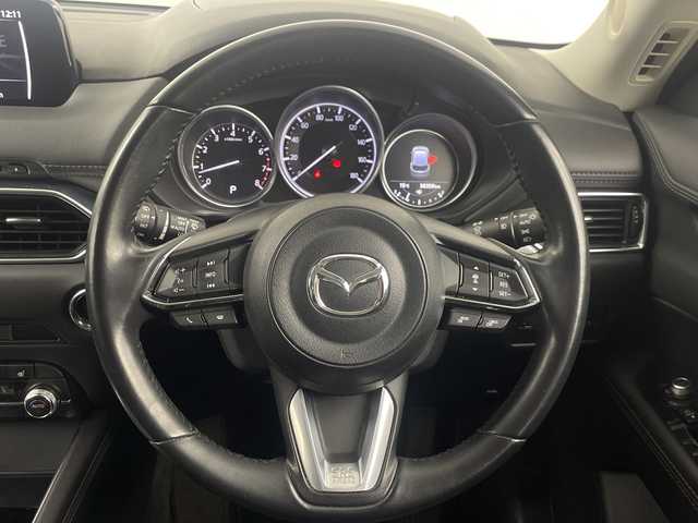 マツダ ＣＸ－５ 25S Lパッケージ 埼玉県 2019(平31)年 3.9万km マシーングレープレミアムM 純正ナビ/　(FM/AM/CD/DVD/AUX/USB/Bluetooth)/フルセグテレビ/アラウンドビューモニター/ETC/パワーバックドア/ヘッドアップディスプレイ/レーダークルーズコントロール/ブラインドスポットモニター/衝突被害軽減ブレーキ/車線逸脱警報/クリアランスソナー/運転席・助手席シートヒーター/ステアリングヒーター/電子パーキングシステム/ブレーキホールド/トノカバー/プッシュスタート/ステアリングリモコン/純正フロアマット/ドアバイザー/純正17インチアルミホイール